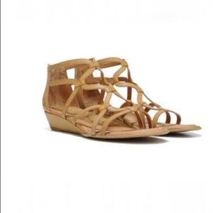 ✨7/$20 Sandals!✨